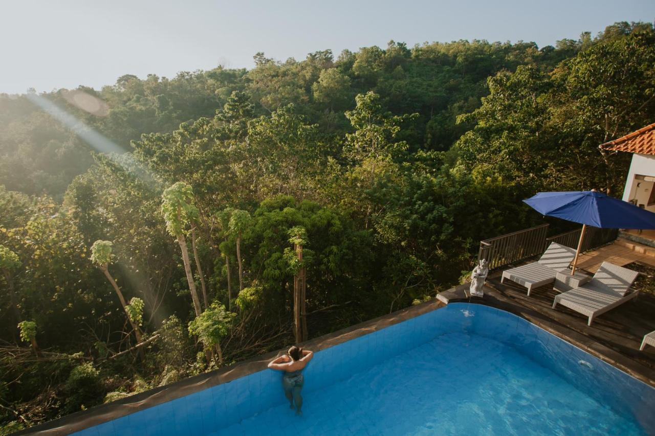 Abasan Hill Hotel And Spa Toyapakeh Exterior photo